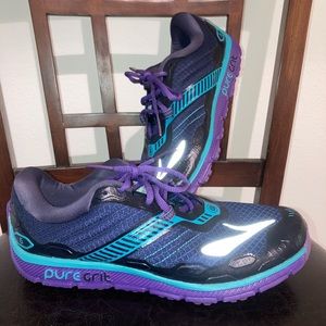Brooks Pure Grit 5 like new!
